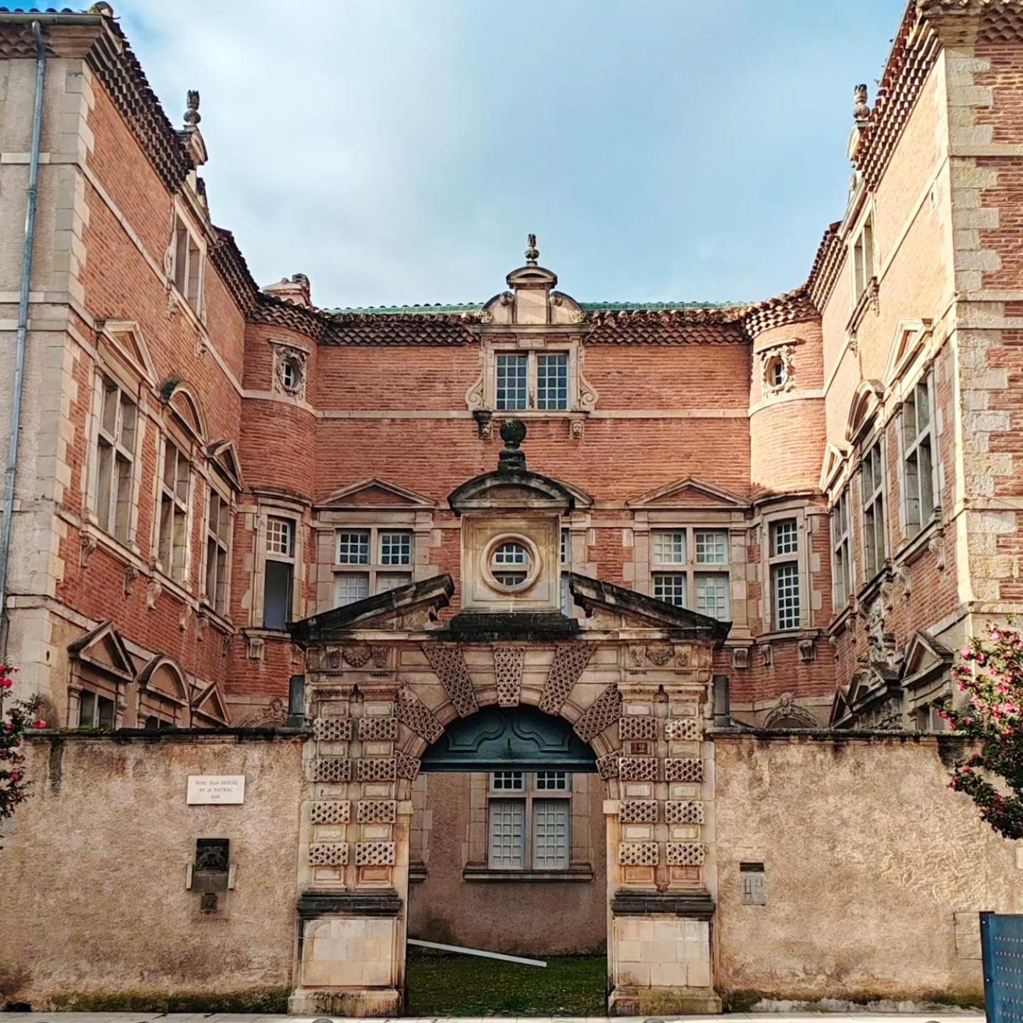 Appartement Bulle D'Antan En Coeur De Ville - Monument Classe Historique - Grand Jaccuzi 卡斯特尔 外观 照片